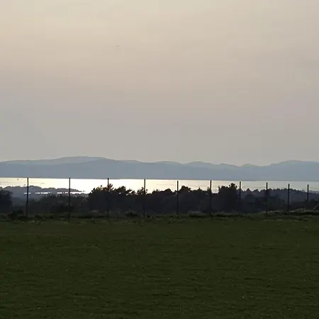 Karmen Villa Debeljak