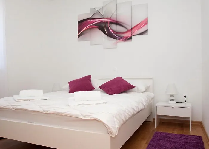 Вилла Karmen Debeljak