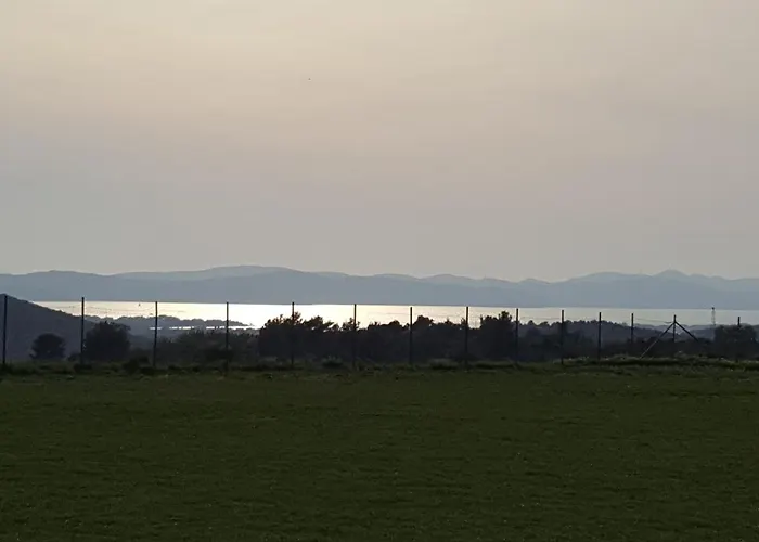 Karmen Villa Debeljak